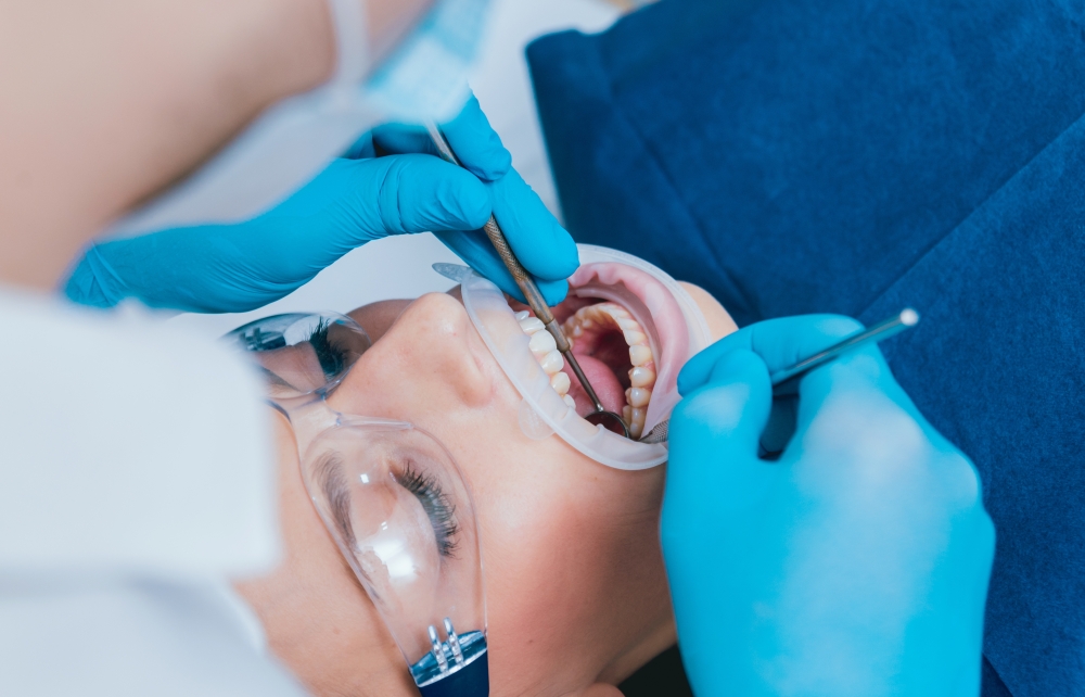 LECZENIE KANAŁOWE (ENDODONCJA)